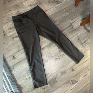 Lulu Lemon ABC Slacks 32/32
